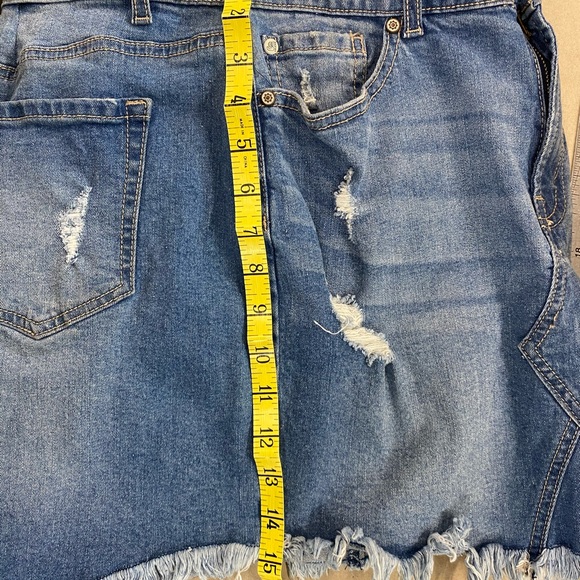 Denim frayed skirt - Picture 4 of 4